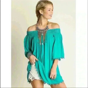 Off the Shoulders Crochet Top